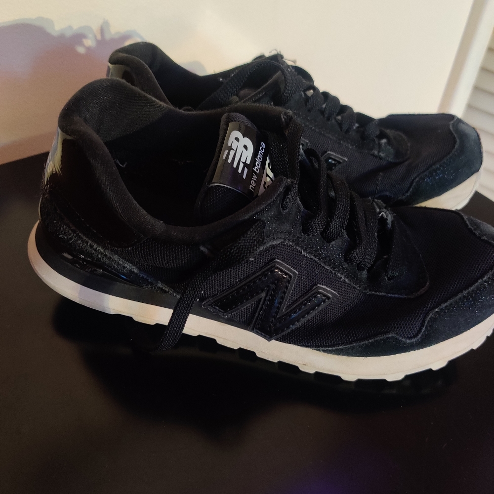 Black Nike shoes